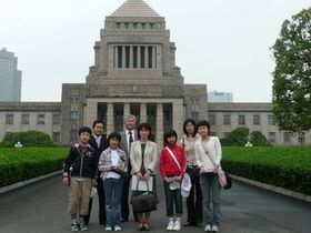 080530-1_国会見学：小国町伊佐領小の皆さんと