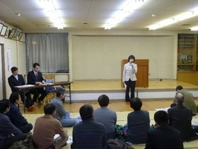 天童市長岡地区政策懇談会（会場内）