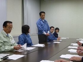 民主党岡田幹事長山形県支援状況視察同行４